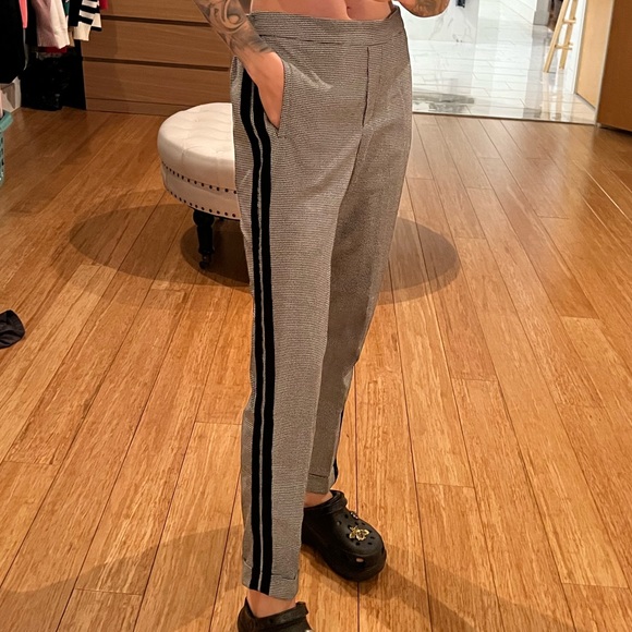 Mango pants. - Picture 3 of 4